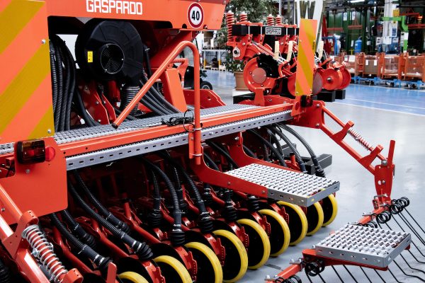 grigliati metallici per macchine agricole